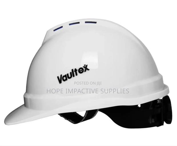 Safety Helmet With Vents. · Photo 1