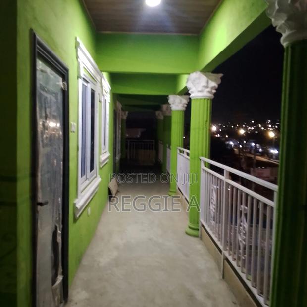 One Bedroom Fully Furnished Flat. Short/Long Stay · Photo 5