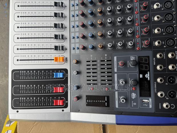Powered-Kv- Mixer 8- Channel Yamaha · Photo 4