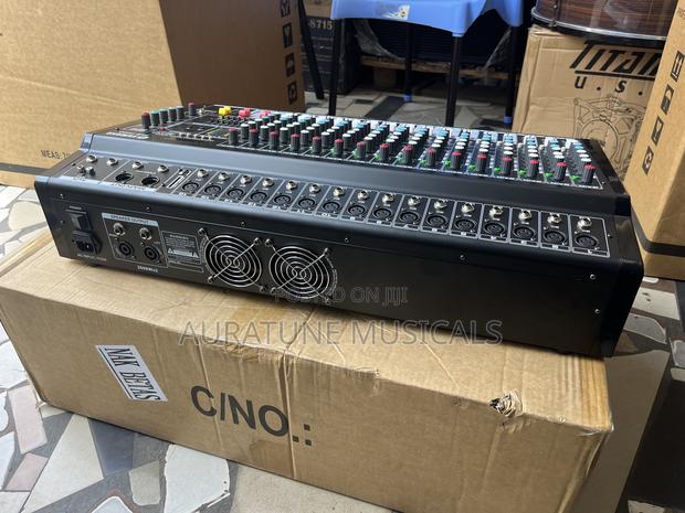Yamaha Powered Mixer 16-Channel · Photo 2