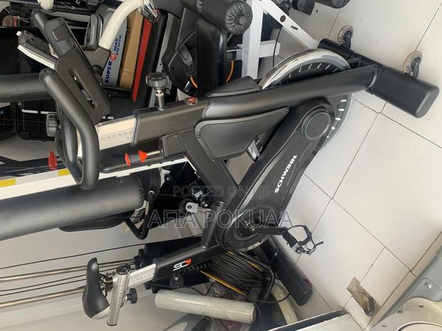 Schwinn Spin Bike 180kg · Photo 4