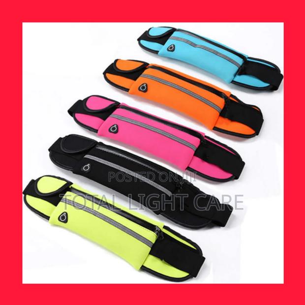 Professional Running Waist Bag · Photo 2