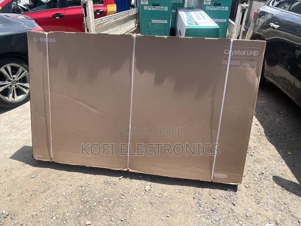 A Du8000 Series 75inches Samsung Digital Satellite Tv · Photo 1