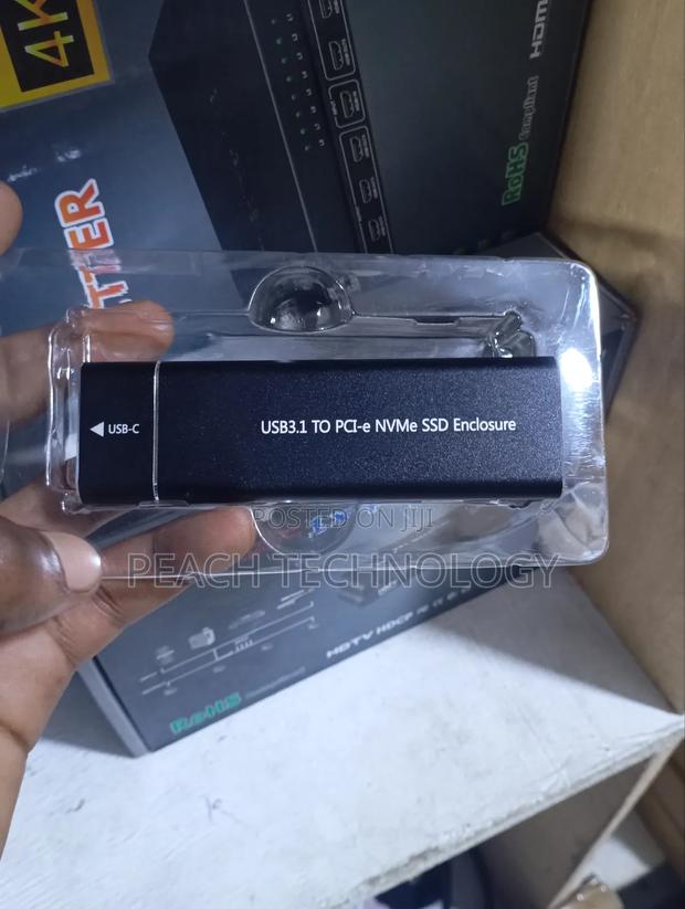 M.2 SSD Enclosure · Photo 2