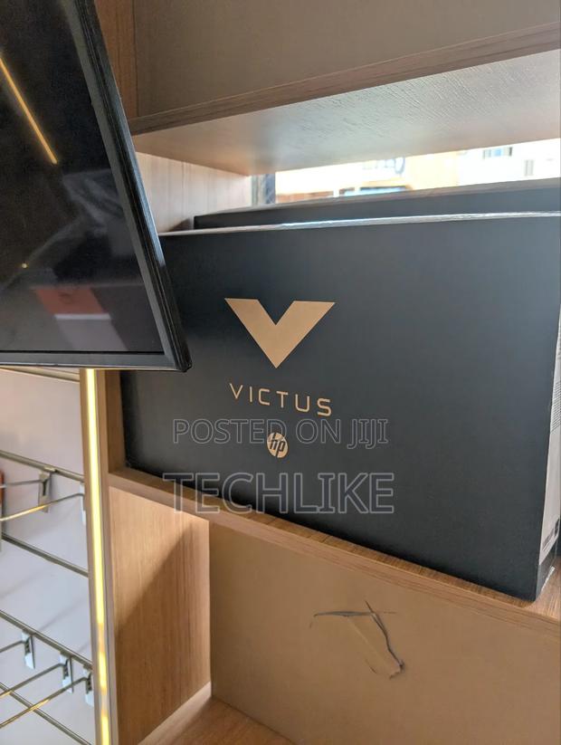 New Laptop HP Victus 15 16GB Intel Core i5 SSD 512GB · Photo 3