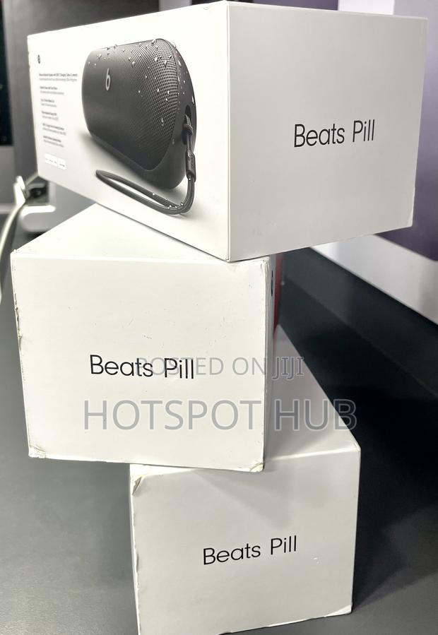 Beats Pill Portable Bluetooth Speaker · Photo 3