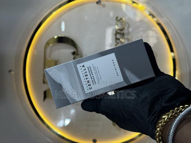 Centella Tone Brightening Capsule Ampoule · Photo 1
