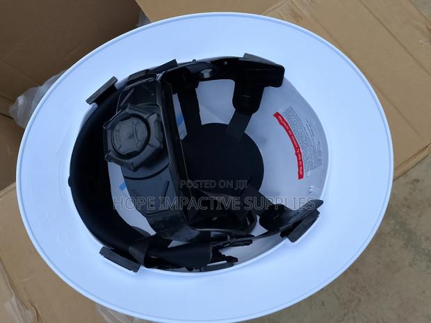 Underground Mining Helmet Without Reflectors · Photo 2