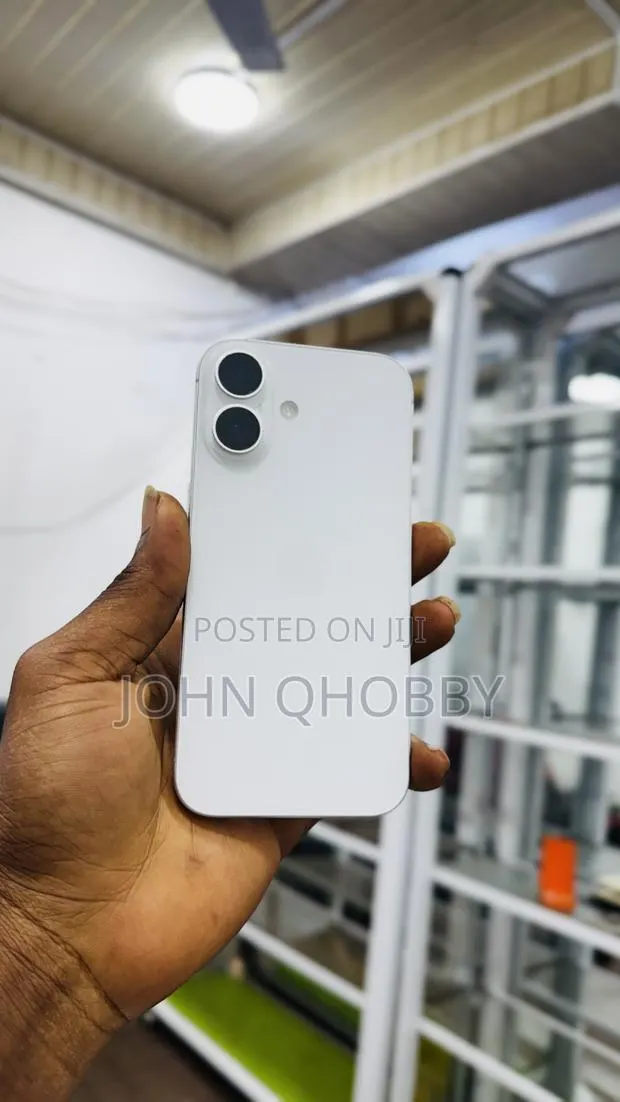 Apple iPhone 16 128 GB White