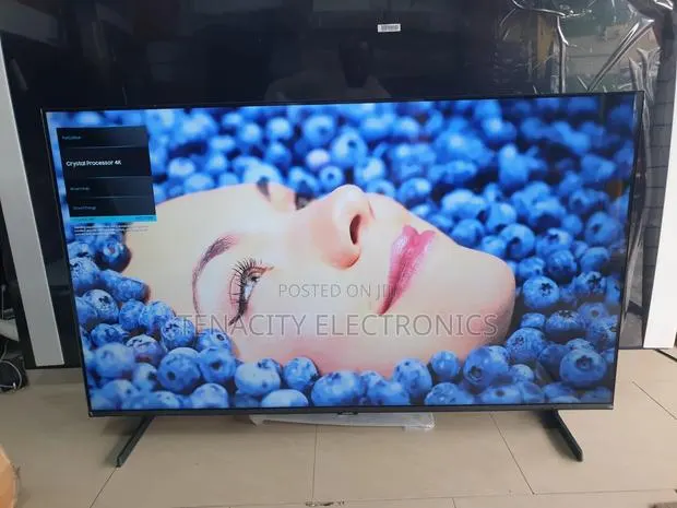 2024/24 Samsung 50"crystal Uhd HDR Smart Satellite TV · Photo 1