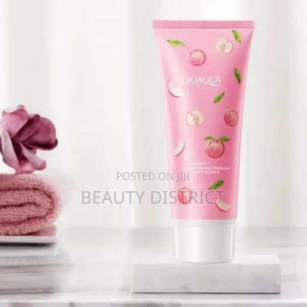 Peach Body Lotion · Photo 1