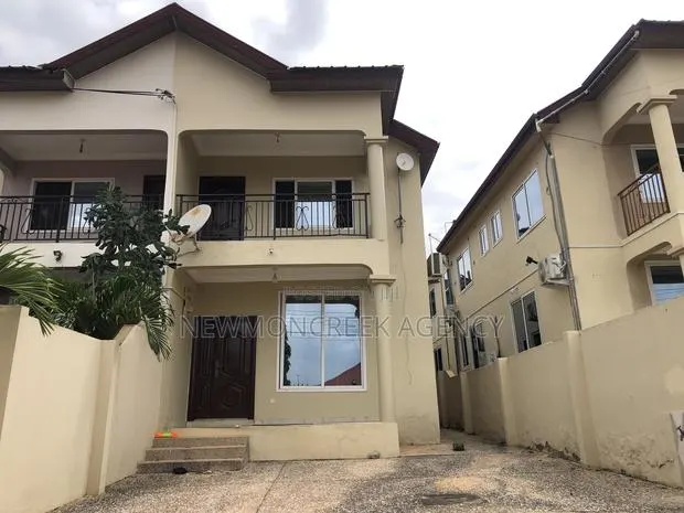 3bdrm Duplex in Abokobi Estate, Pentecost for sale · Photo 1
