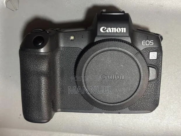 Canon Eos R With Adapter · Photo 1