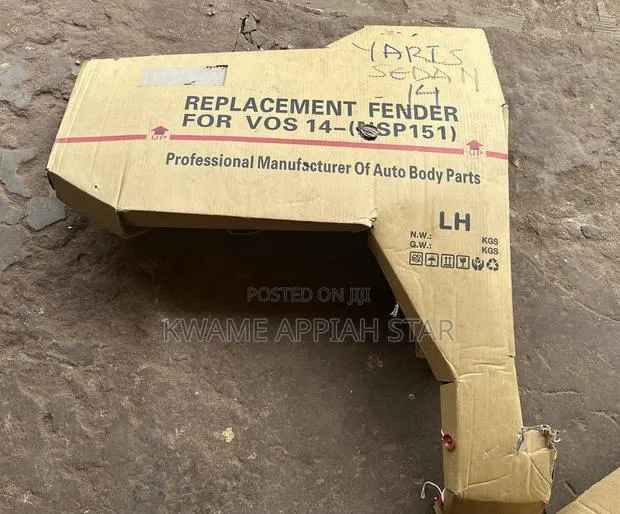 Yaris Sedan Front Fender 2014 2015 · Photo 1