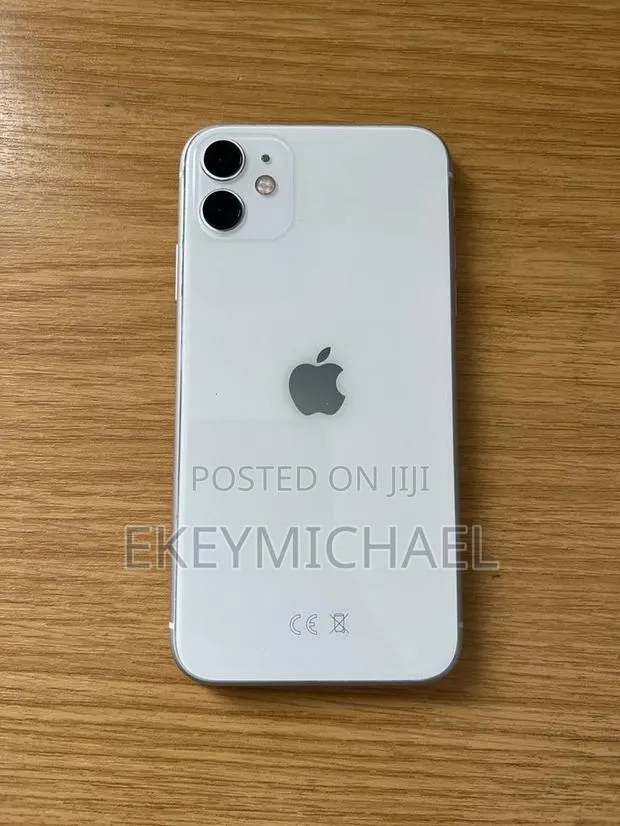 New Apple iPhone 11 64 GB Purple
