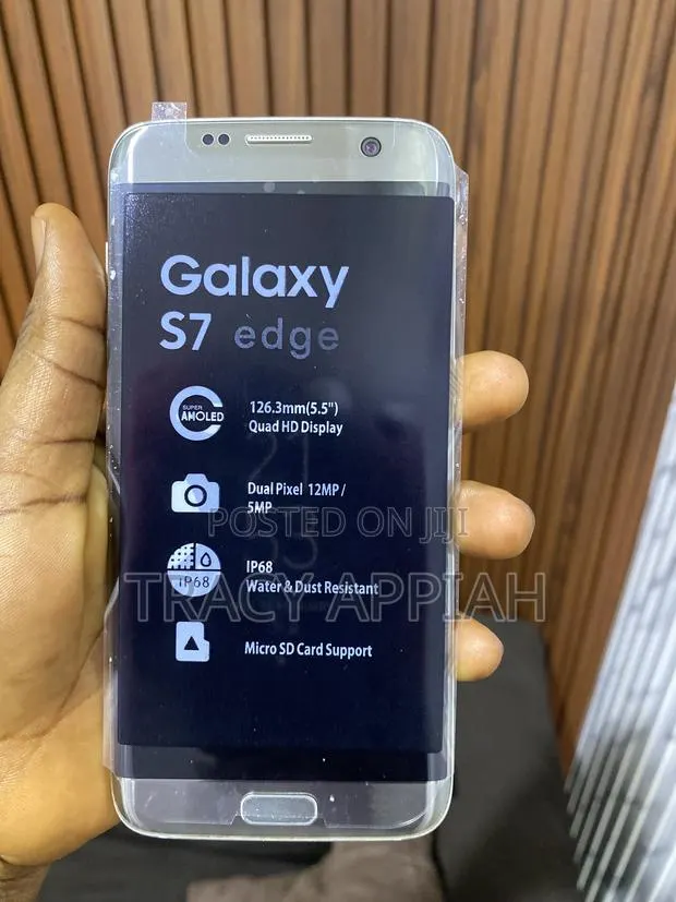 Samsung Galaxy S7 edge 128 GB Black · Photo 1