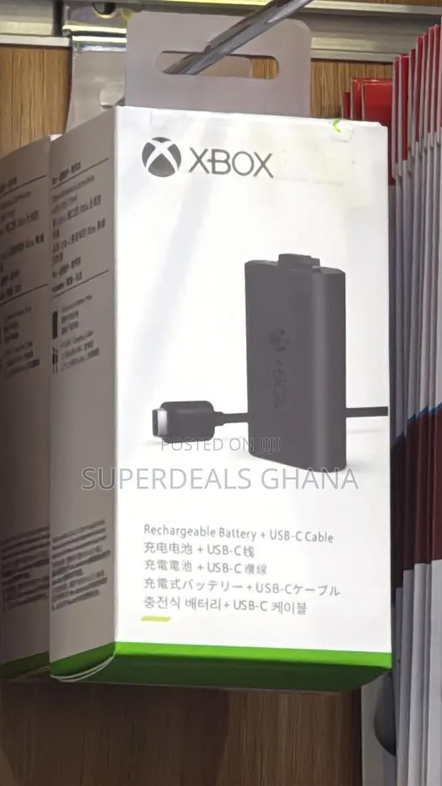 XBOX Rechargeable Battery + USB-C Cable · Photo 1
