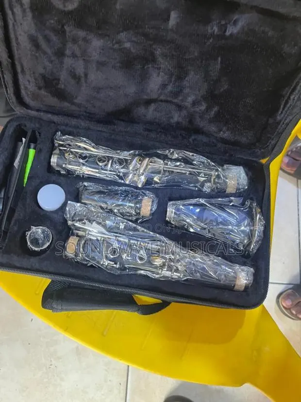 Titanic Clarinet Available · Photo 1
