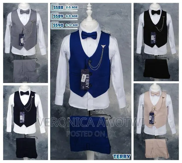 Blue Terry 3 Piece Suit · Photo 1