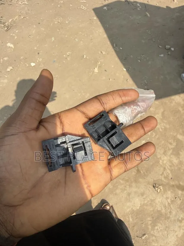 Honda CRV 2019 Sunroof Lockers · Photo 1