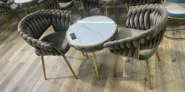 Leisure Table Set · Photo 1