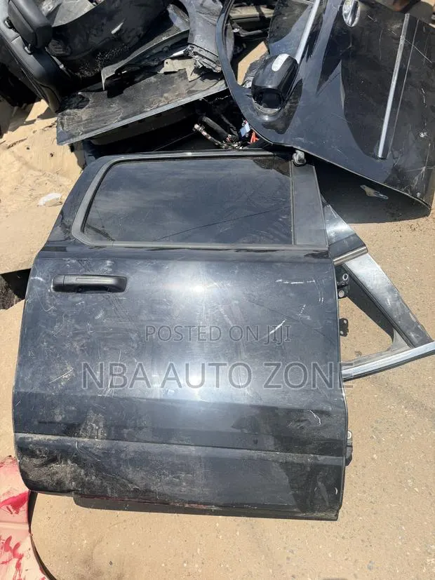Dodge Ram 1500 TRX/Rebel 2019-2024 Rear Door · Photo 1