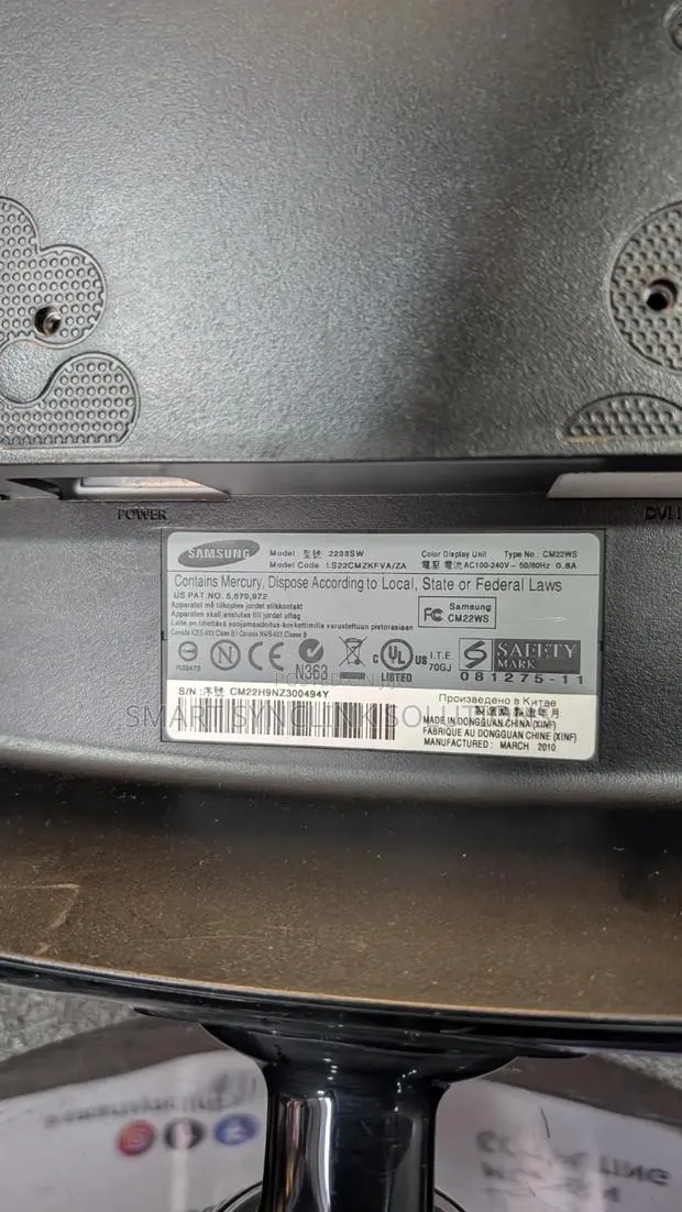 22" Samsung Monitor · Photo 4