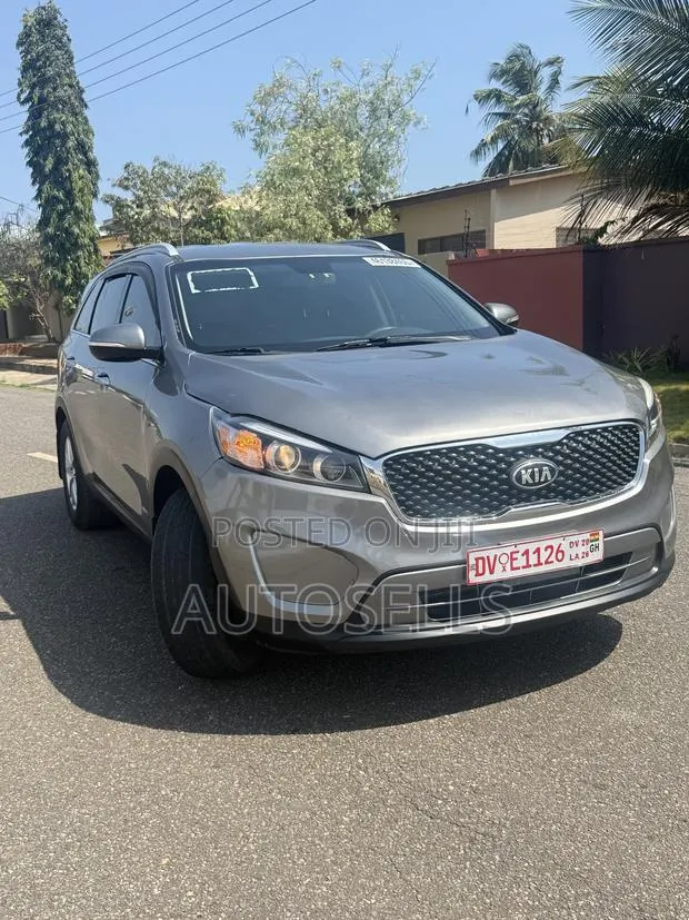 Kia Sorento 2.4L LX AWD 2017 Gray · Photo 1