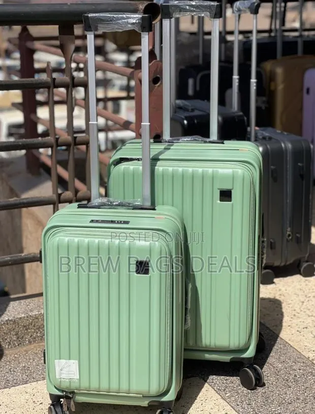 Quality 2set Front Zip Expandable Laptop Compartment Suitcase. · Photo 1