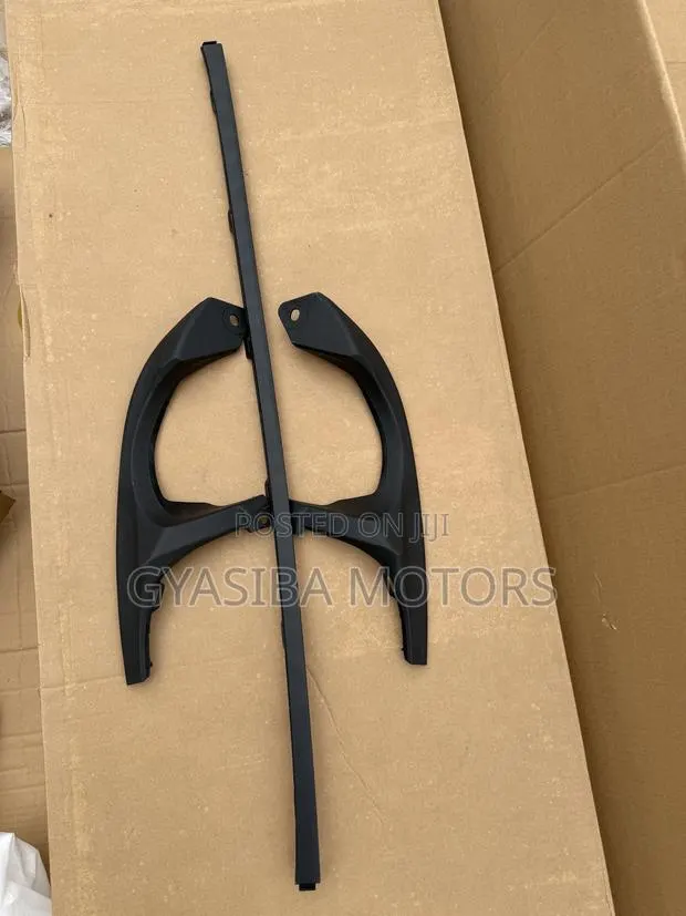 Honda Civic 2022 - 2024 Back Bumper Trim 3 PCS · Photo 1