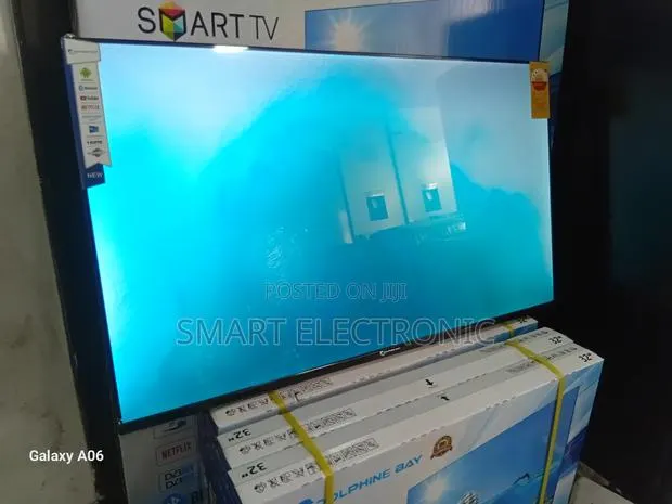 Dolphin Bay 43"Smart Tv–Bigger Screen, Better Experience Dolphine Bay · Photo 1