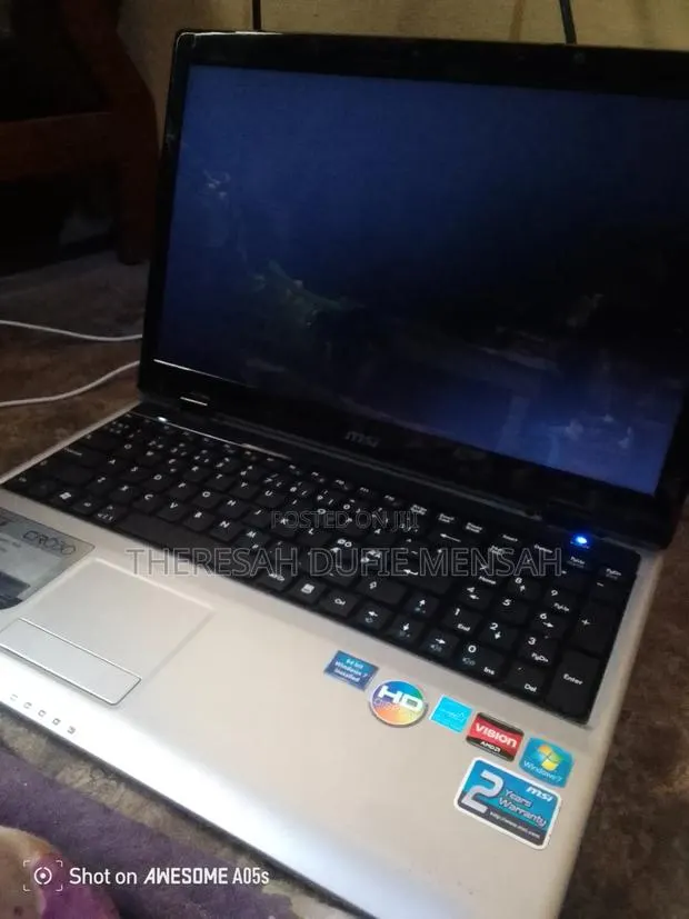 Laptop MSI CR600 3GB AMD HDD 320GB · Photo 1