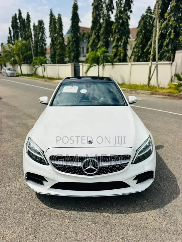 Mercedes-Benz C300 2021 White · Photo 1