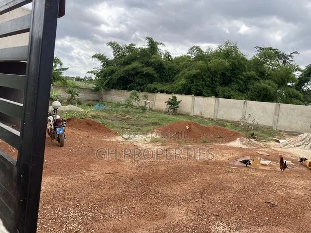 One Full Plot for Sale at Sokoban,Kwanwoma Odumase. · Photo 1