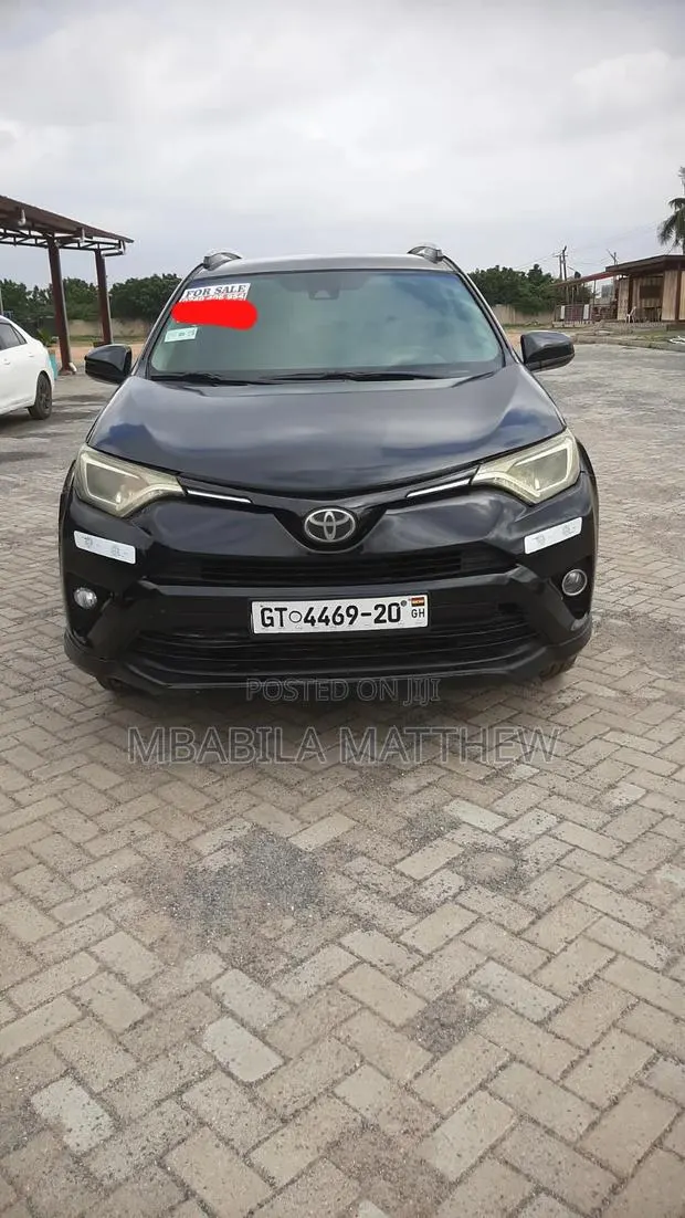 Toyota RAV4 2017 Black · Photo 1