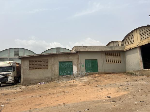 1380 Warehouse for Rent at Tema · Photo 4