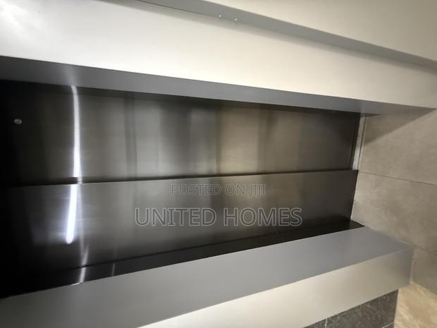 360 Square Meters Office for Rent at Ridge · Photo 3