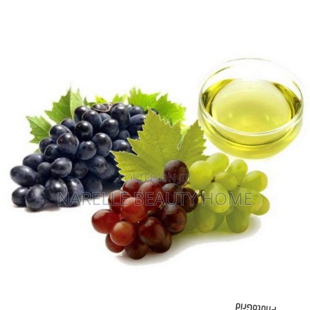 Grape Seed Oil · Photo 1