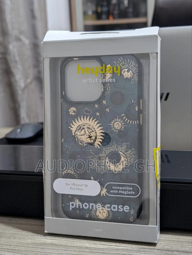 Heyday Apple iPhone 16 Pro Max Case With Chiny Soukhoummalay · Photo 4