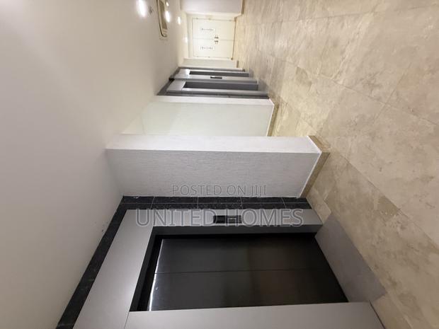 360 Square Meters Office for Rent at Ridge · Photo 5