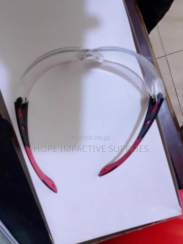 Uvex Safety Protective Spectacle.(Anti-scratch & Anti Fog[12 Per Pack] · Photo 3