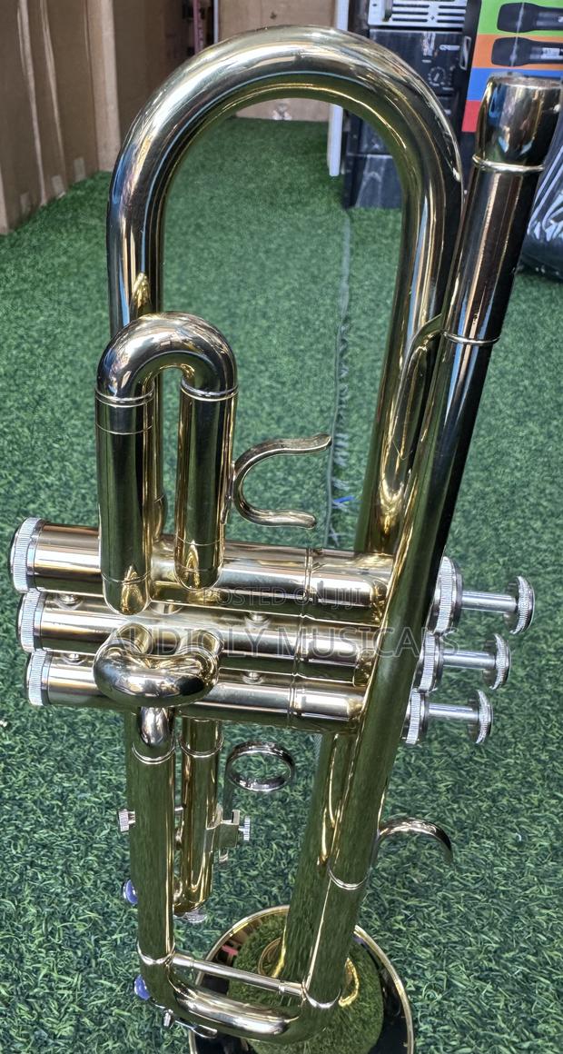 Yamaha Golden Colour Trumpet · Photo 6