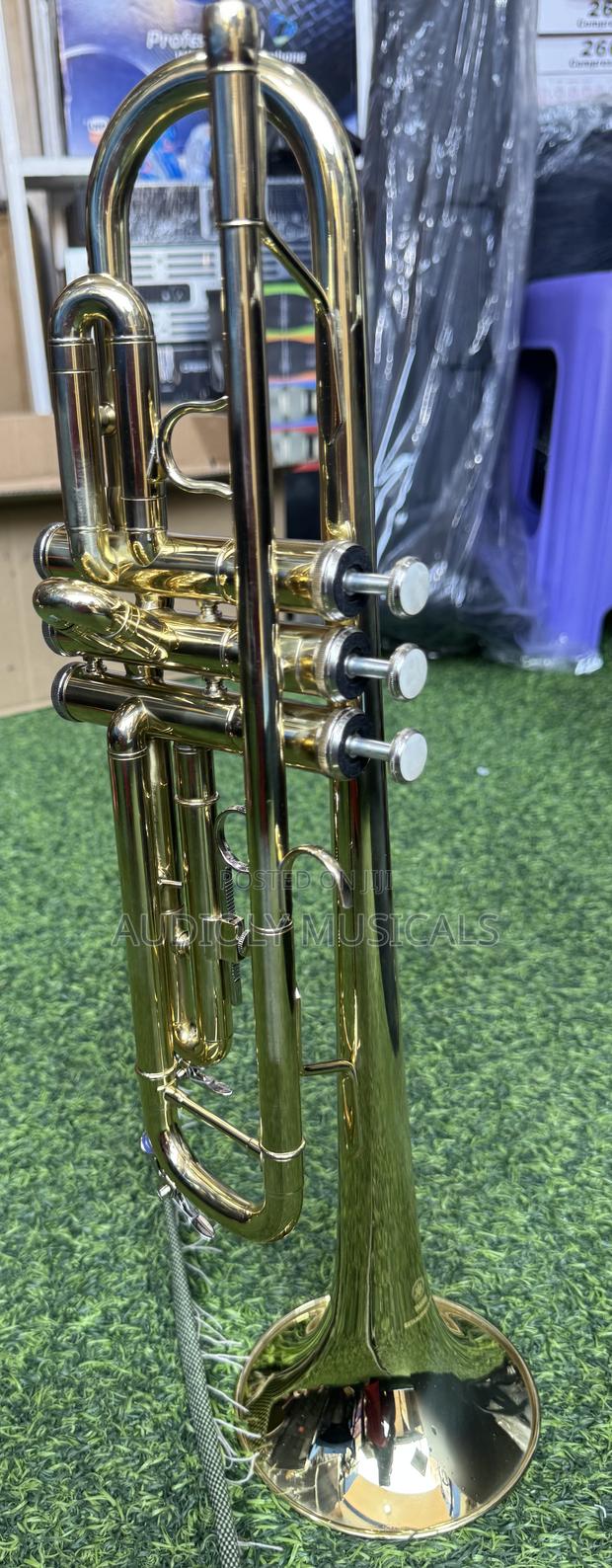 Yamaha Golden Colour Trumpet · Photo 3