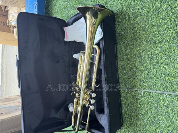 Yamaha Golden Colour Trumpet · Photo 5