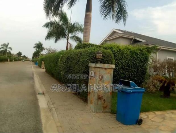 4bdrm House in Community 25 Tema for sale · Photo 3