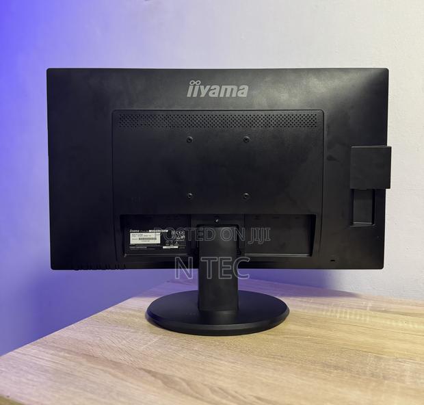 27 Inches Iiyama Prolite QHD Monitor · Photo 3