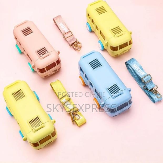 Kids Portable Car Water Bottle · Photo 4