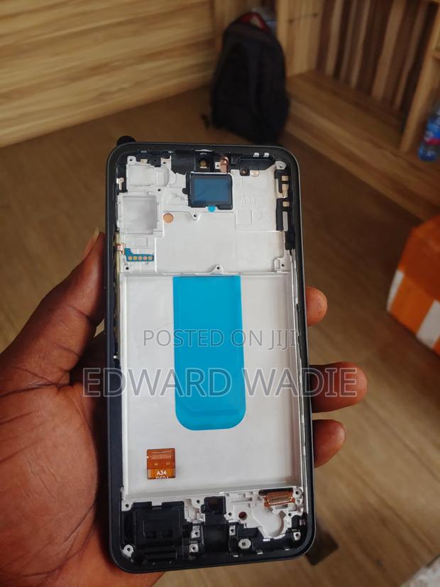 Samsung A34 Screen · Photo 3