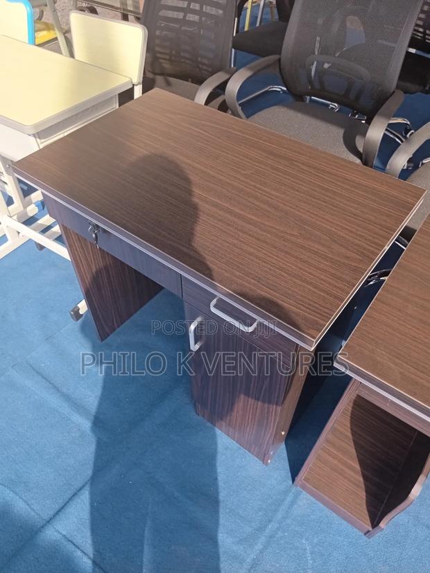 Study Nook Desk · Photo 1