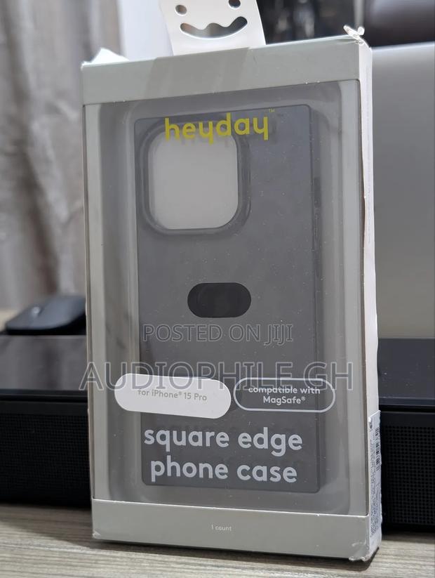 Heyday Apple 15 Pro Square Edge Hard Shell Case · Photo 3